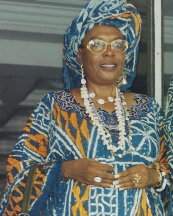 Portrait de Queen Mother Julienne R. Siwe Ngongang